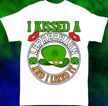 Kissed A Leprechaun - T-shirt - 056